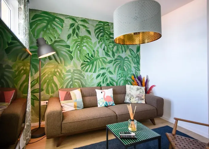Green Nest By Duhomes